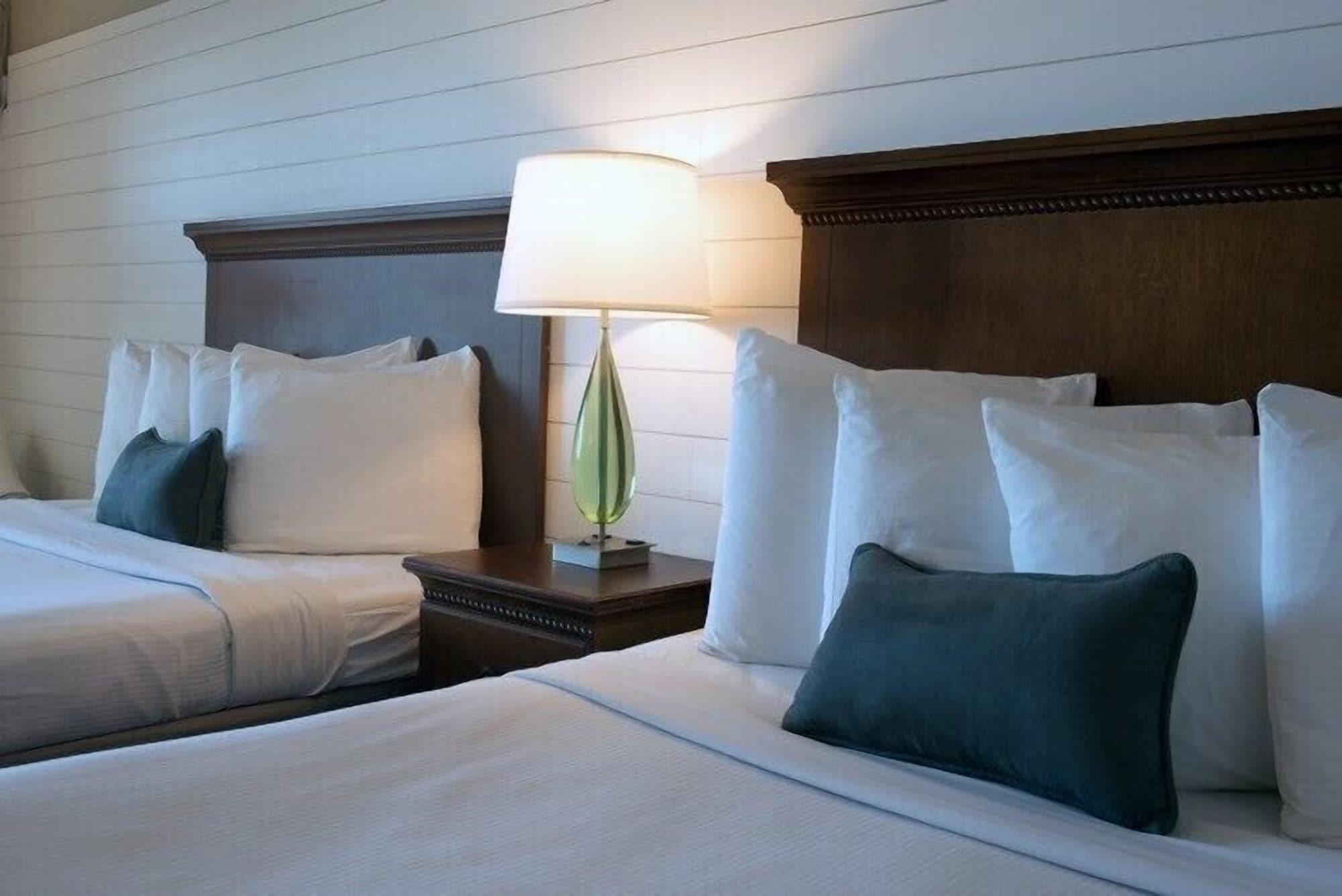 Thunderbird Beach Resort Treasure Island ภายนอก รูปภาพ