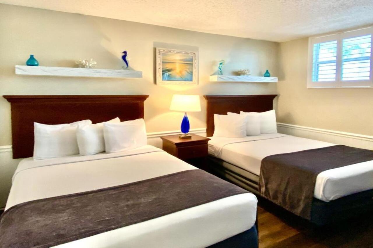 Thunderbird Beach Resort Treasure Island ภายนอก รูปภาพ